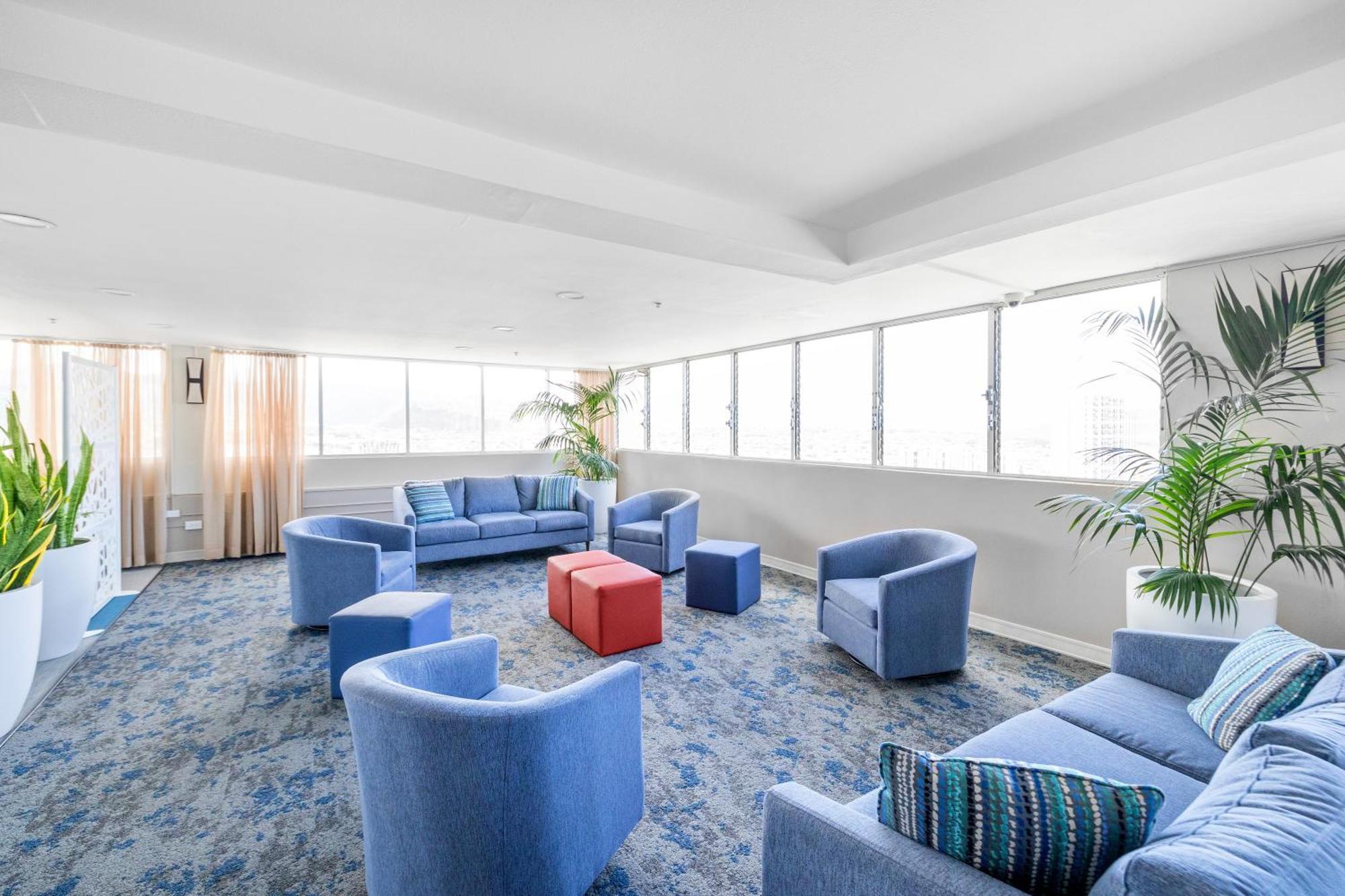 הונולולו Steps To Waikiki Beach! Newly Renovated With 75" Tv מראה חיצוני תמונה
