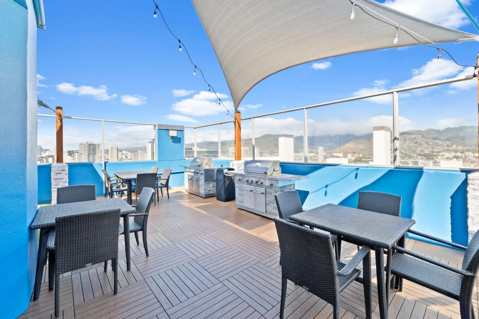 הונולולו Steps To Waikiki Beach! Newly Renovated With 75" Tv מראה חיצוני תמונה