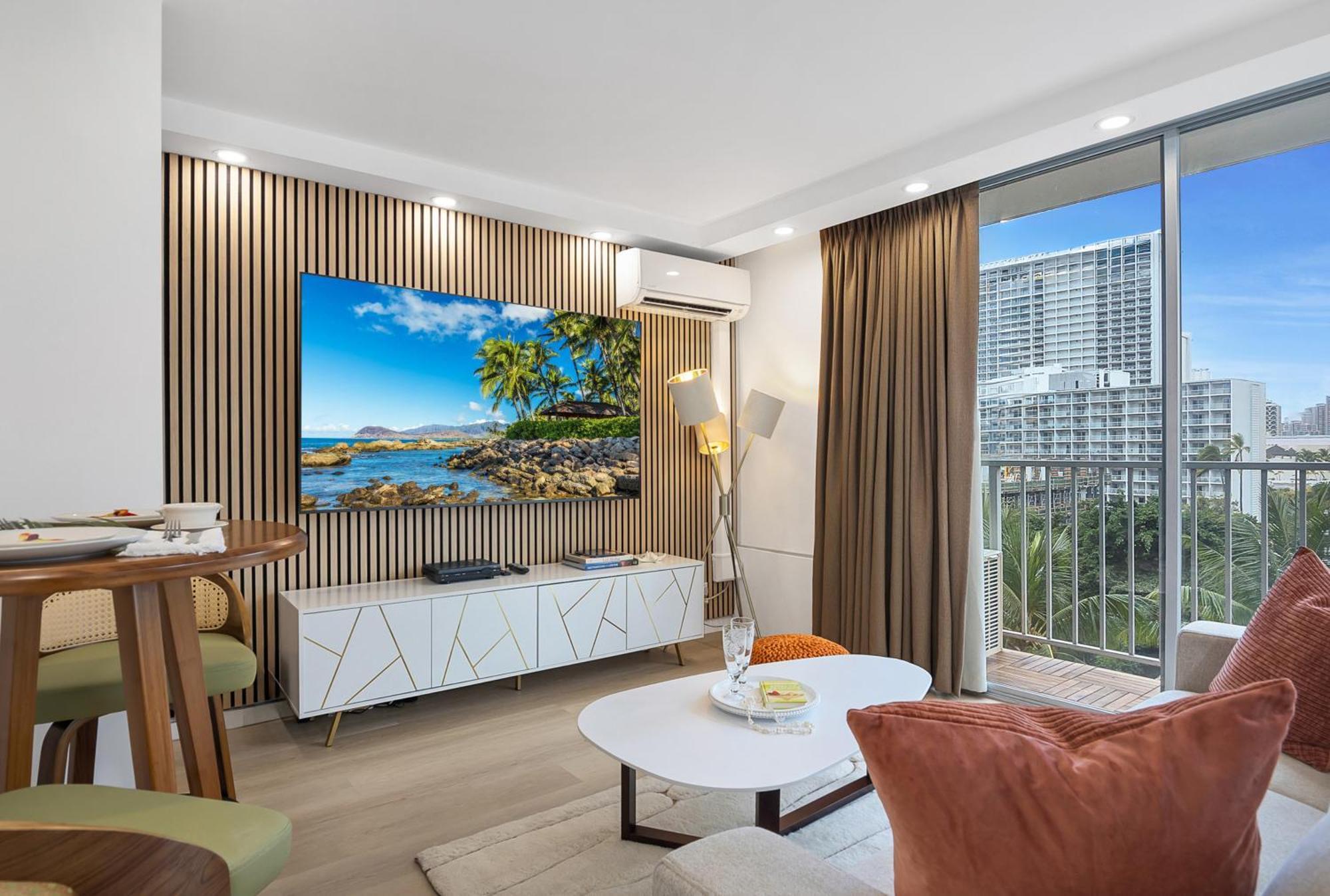הונולולו Steps To Waikiki Beach! Newly Renovated With 75" Tv מראה חיצוני תמונה