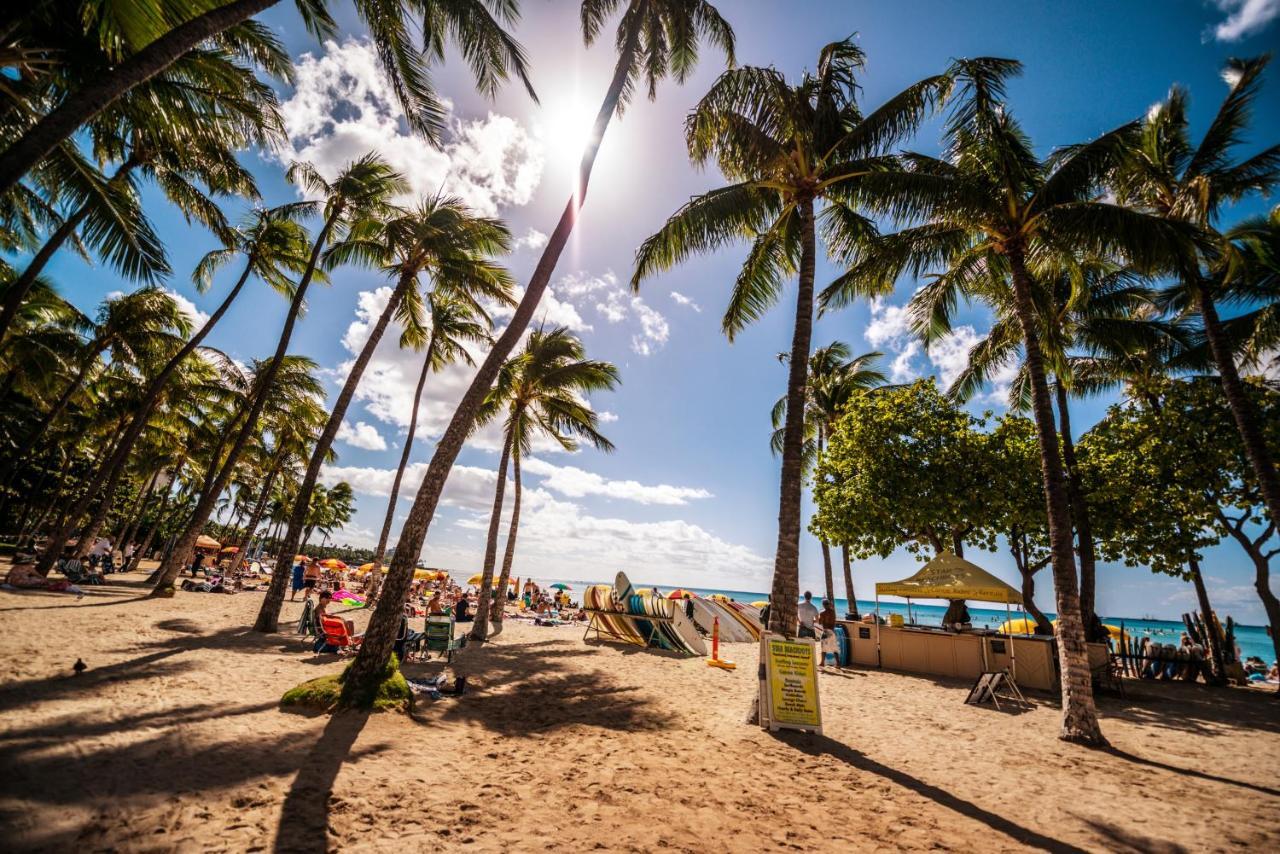הונולולו Steps To Waikiki Beach! Newly Renovated With 75" Tv מראה חיצוני תמונה